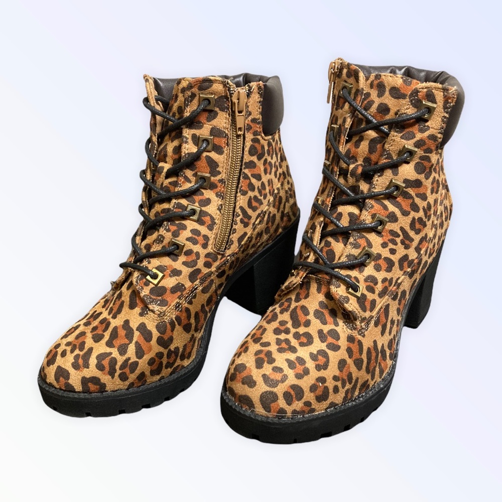 Leopard Print Ankle Boots Size 8.5